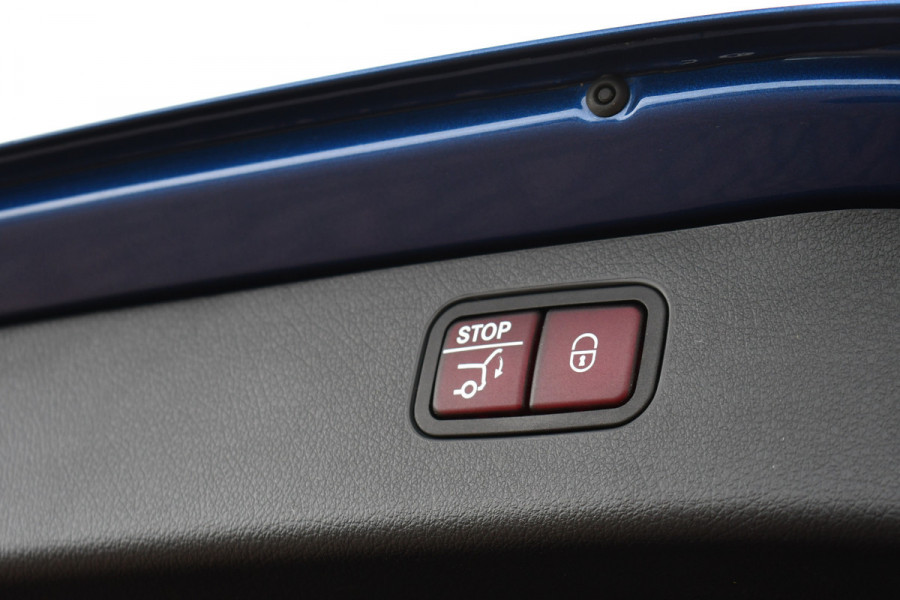 Mercedes-Benz C-Klasse Estate 300 e AMG Line Pano Trekh Distronic 360-camera