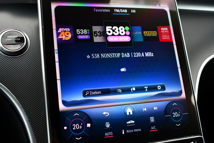 Mercedes-Benz C-Klasse Estate 300 e AMG Line Pano Trekh Distronic 360-camera