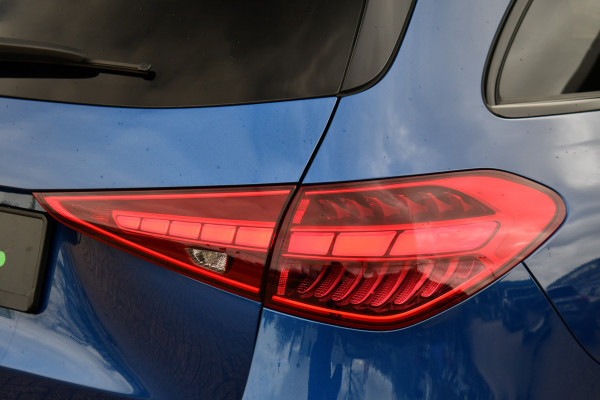 Mercedes-Benz C-Klasse Estate 300 e AMG Line Pano Trekh Distronic 360-camera