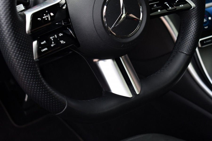 Mercedes-Benz C-Klasse Estate 300 e AMG Line Pano Trekh Distronic 360-camera