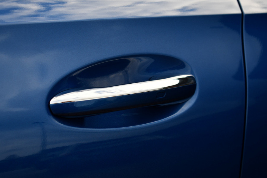 Mercedes-Benz C-Klasse Estate 300 e AMG Line Pano Trekh Distronic 360-camera