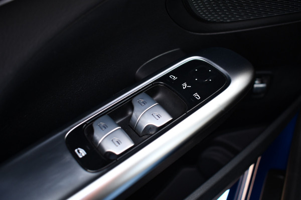 Mercedes-Benz C-Klasse Estate 300 e AMG Line Pano Trekh Distronic 360-camera