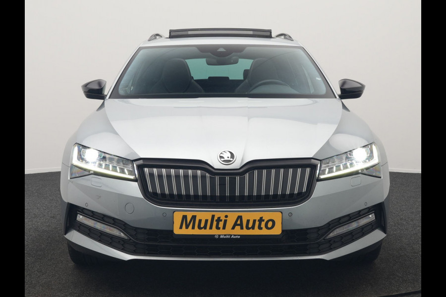 Škoda Superb Combi 1.4 TSI iV Sportline PHEV 218pk Dealer O.H | Panodak | Crystal LED | Camera | Alcantara Sportstoelen Memory & Verwarmd | Cruise Control | Sfeerverlichting | Apple Carplay | Keyless | Navigatie | Virtual | DAB | 19"L.M | Plug In Hybrid |