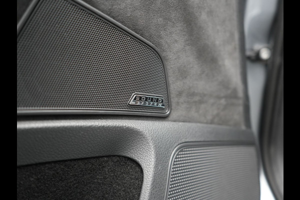 Škoda Superb Combi 1.4 TSI iV Sportline PHEV 218pk Dealer O.H | Panodak | Crystal LED | Camera | Alcantara Sportstoelen Memory & Verwarmd | Cruise Control | Sfeerverlichting | Apple Carplay | Keyless | Navigatie | Virtual | DAB | 19"L.M | Plug In Hybrid |