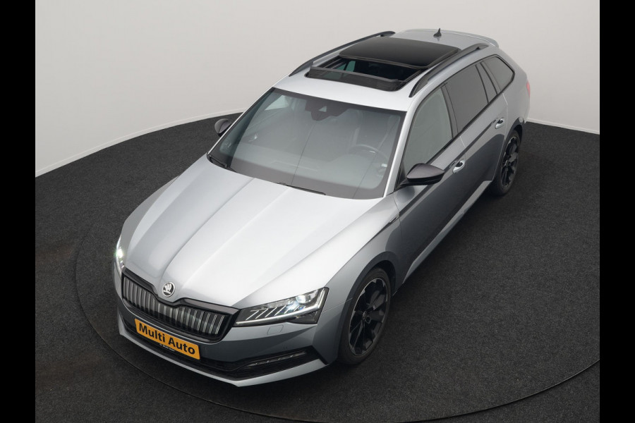 Škoda Superb Combi 1.4 TSI iV Sportline PHEV 218pk Dealer O.H | Panodak | Crystal LED | Camera | Alcantara Sportstoelen Memory & Verwarmd | Cruise Control | Sfeerverlichting | Apple Carplay | Keyless | Navigatie | Virtual | DAB | 19"L.M | Plug In Hybrid |
