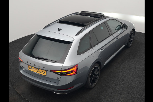 Škoda Superb Combi 1.4 TSI iV Sportline PHEV 218pk Dealer O.H | Panodak | Crystal LED | Camera | Alcantara Sportstoelen Memory & Verwarmd | Cruise Control | Sfeerverlichting | Apple Carplay | Keyless | Navigatie | Virtual | DAB | 19"L.M | Plug In Hybrid |
