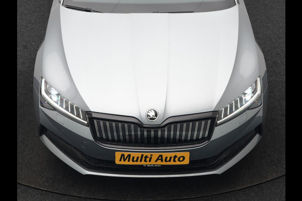 Škoda Superb Combi 1.4 TSI iV Sportline PHEV 218pk Dealer O.H | Panodak | Crystal LED | Camera | Alcantara Sportstoelen Memory & Verwarmd | Cruise Control | Sfeerverlichting | Apple Carplay | Keyless | Navigatie | Virtual | DAB | 19"L.M | Plug In Hybrid |