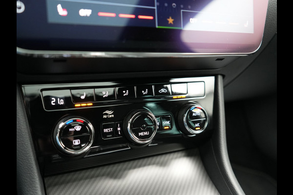 Škoda Superb Combi 1.4 TSI iV Sportline PHEV 218pk Dealer O.H | Panodak | Crystal LED | Camera | Alcantara Sportstoelen Memory & Verwarmd | Cruise Control | Sfeerverlichting | Apple Carplay | Keyless | Navigatie | Virtual | DAB | 19"L.M | Plug In Hybrid |
