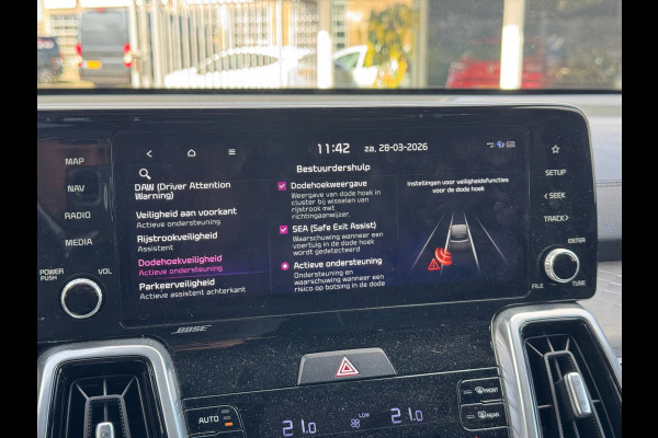 Kia Sorento 1.6 T-GDI Hybrid 2WD ExecutiveLine 5p. | ACC, Pano, Leder, Carplay/Android, Trekhaak, NAP | 1e Eigenaar |