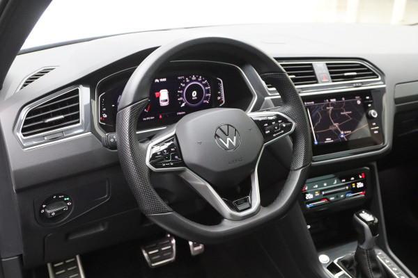 Volkswagen Tiguan 1.4 TSI eHybrid 245 PK R-Line Business, Panoramadak, Winterpakket, Adap. Cruise Control,