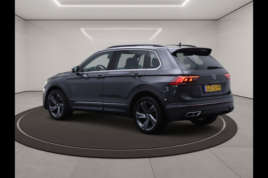 Volkswagen Tiguan 1.4 TSI eHybrid 245 PK R-Line Business, Panoramadak, Winterpakket, Adap. Cruise Control,