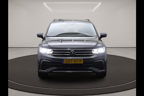 Volkswagen Tiguan 1.4 TSI eHybrid 245 PK R-Line Business, Panoramadak, Winterpakket, Adap. Cruise Control,