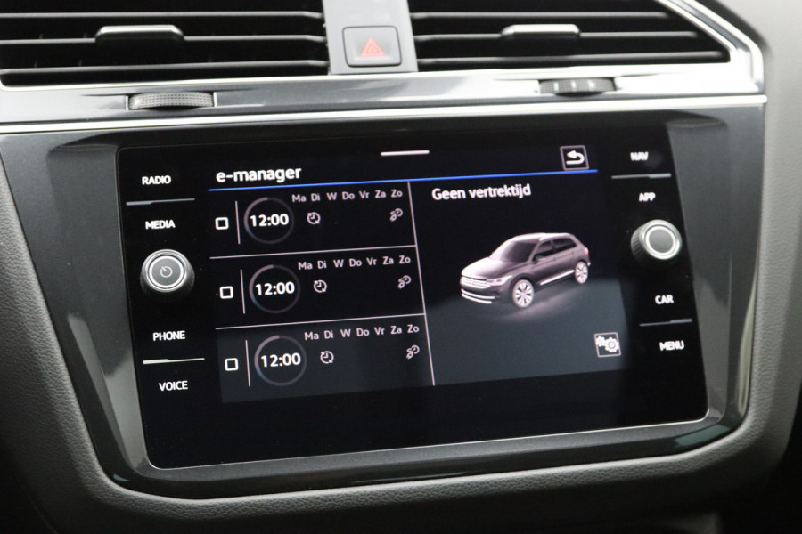 Volkswagen Tiguan 1.4 TSI eHybrid 245 PK R-Line Business, Panoramadak, Winterpakket, Adap. Cruise Control,