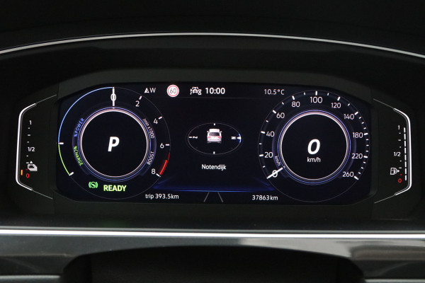 Volkswagen Tiguan 1.4 TSI eHybrid 245 PK R-Line Business, Panoramadak, Winterpakket, Adap. Cruise Control,