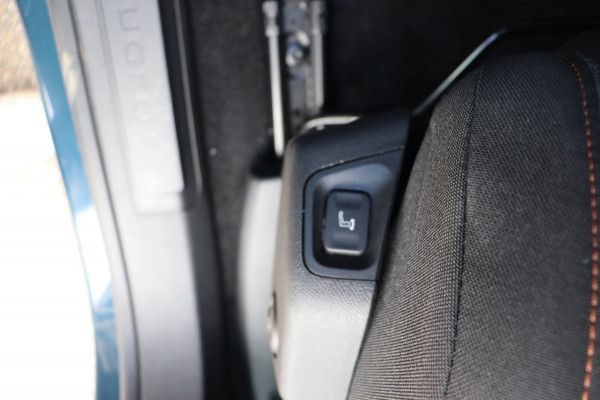 Peugeot 5008 1.2 PT Blue Active org.NL 7-persoons camera nw.model