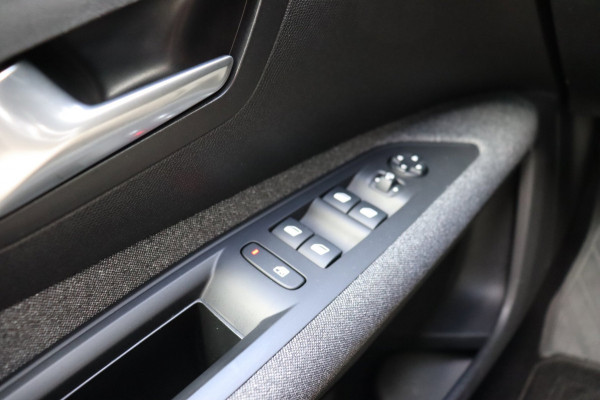 Peugeot 5008 1.2 PT Blue Active org.NL 7-persoons camera nw.model