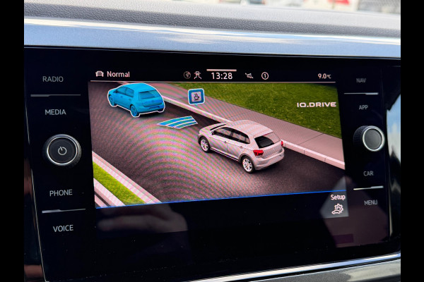 Volkswagen Polo 1.0 TSI Highline Business R-LINE Automaat