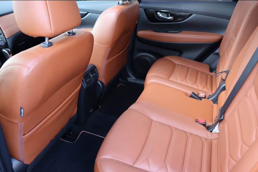 Nissan X-Trail 1.3 DIG-T Bus. org.NL Bose trekhaak el.dak stuur+stoelverw camera el.klep