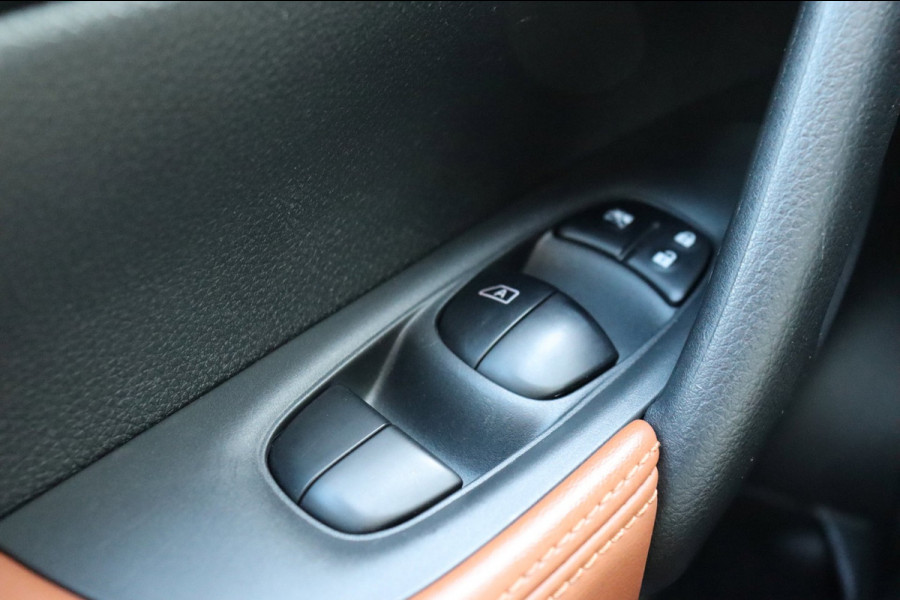 Nissan X-Trail 1.3 DIG-T Bus. org.NL Bose trekhaak el.dak stuur+stoelverw camera el.klep