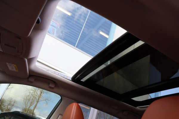 Nissan X-Trail 1.3 DIG-T Bus. org.NL Bose trekhaak el.dak stuur+stoelverw camera el.klep