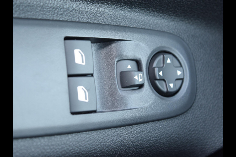 Peugeot e-Partner 136 L2 50 kWh | HOUTEN BETIMMERING |  2X SCHUIFDEUR | 16" LMV | PACK WINTER | NAVI | CAMERA | CRUISE CONTROL