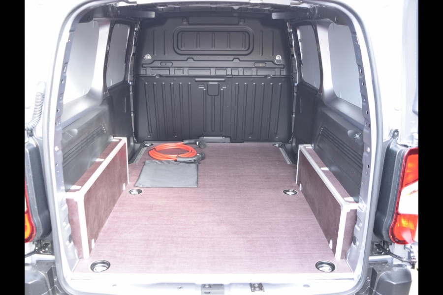 Peugeot e-Partner 136 L2 50 kWh | HOUTEN BETIMMERING |  2X SCHUIFDEUR | 16" LMV | PACK WINTER | NAVI | CAMERA | CRUISE CONTROL