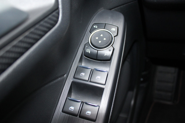 Ford Kuga 2.5 PHEV ST-Line X | Black Pack | Trekhaak | Panoramadak | AGR | Led | Head-up | B&O