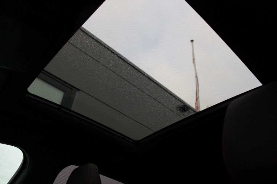 Ford Kuga 2.5 PHEV ST-Line X | Black Pack | Trekhaak | Panoramadak | AGR | Led | Head-up | B&O