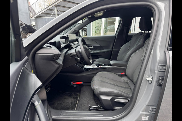 Peugeot e-2008 EV GT Avantage 54 kWh | 97% SOH | Camera 360 | NL-Auto | Adaptive Cruise | Navigatie | Virtual Cockpit