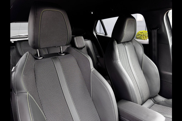 Peugeot e-2008 EV GT Avantage 54 kWh | 97% SOH | Camera 360 | NL-Auto | Adaptive Cruise | Navigatie | Virtual Cockpit