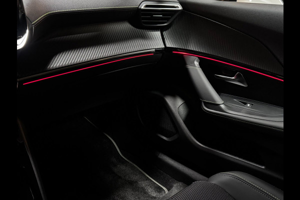 Peugeot e-2008 EV GT Avantage 54 kWh | 97% SOH | Camera 360 | NL-Auto | Adaptive Cruise | Navigatie | Virtual Cockpit