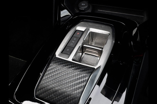 Peugeot e-2008 EV GT Avantage 54 kWh | 97% SOH | Camera 360 | NL-Auto | Adaptive Cruise | Navigatie | Virtual Cockpit