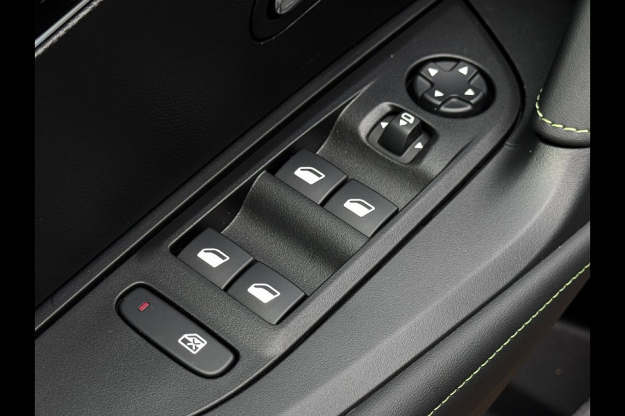 Peugeot e-2008 EV GT Avantage 54 kWh | 97% SOH | Camera 360 | NL-Auto | Adaptive Cruise | Navigatie | Virtual Cockpit