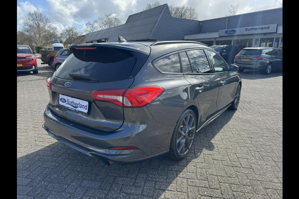 Ford FOCUS Wagon 2.3 EcoBoost ST-3 280pk | Adaptieve cruise control | Adaptieve LED |  Trekhaak | Winter Pack | Bang&Olufsen | Elektrische achterklep | Head up Display | Incl Orignele ST velgen
