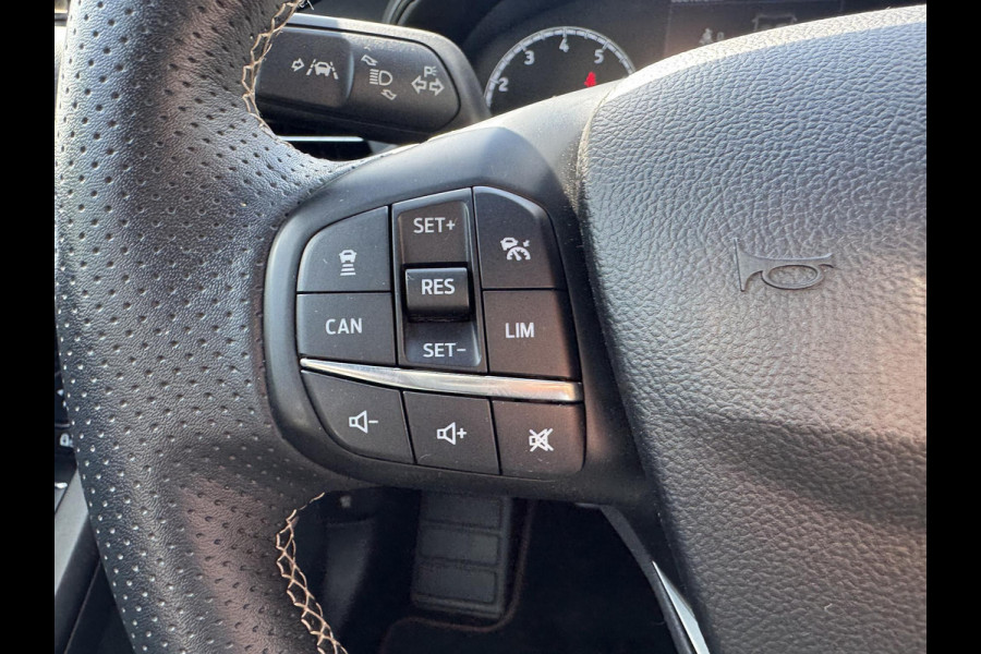 Ford FOCUS Wagon 2.3 EcoBoost ST-3 280pk | Adaptieve cruise control | Adaptieve LED |  Trekhaak | Winter Pack | Bang&Olufsen | Elektrische achterklep | Head up Display | Incl Orignele ST velgen