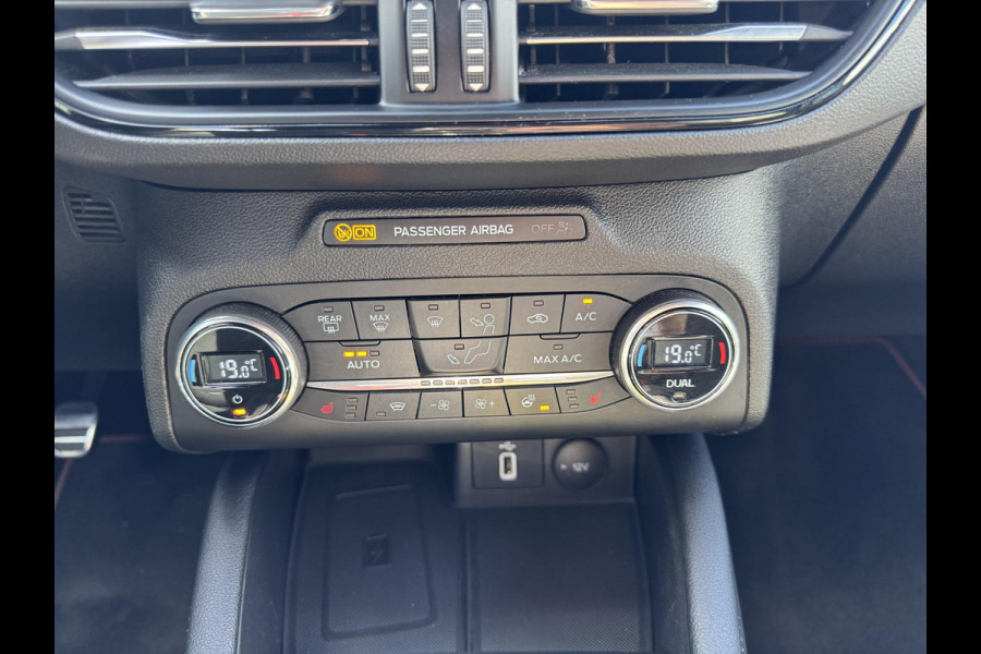 Ford FOCUS Wagon 2.3 EcoBoost ST-3 280pk | Adaptieve cruise control | Adaptieve LED |  Trekhaak | Winter Pack | Bang&Olufsen | Elektrische achterklep | Head up Display | Incl Orignele ST velgen