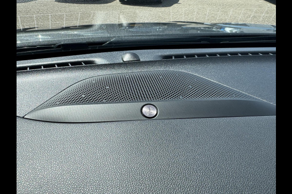 Ford FOCUS Wagon 2.3 EcoBoost ST-3 280pk | Adaptieve cruise control | Adaptieve LED |  Trekhaak | Winter Pack | Bang&Olufsen | Elektrische achterklep | Head up Display | Incl Orignele ST velgen