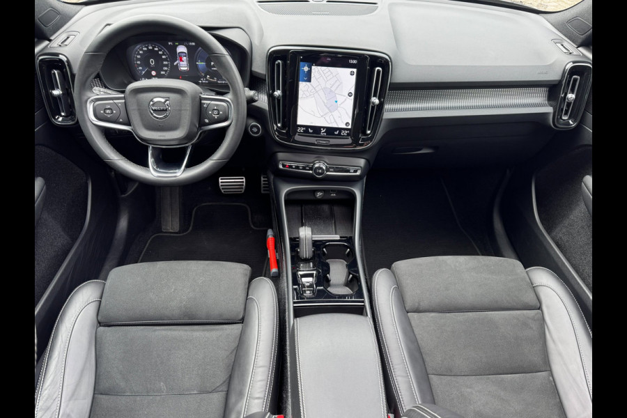 Volvo XC40 1.5 T5 Recharge R-Design NL-auto | Schuif- Kanteldak | H&K | Trekhaak | Stoelverwarming | Memory | Adaptive Cruise
