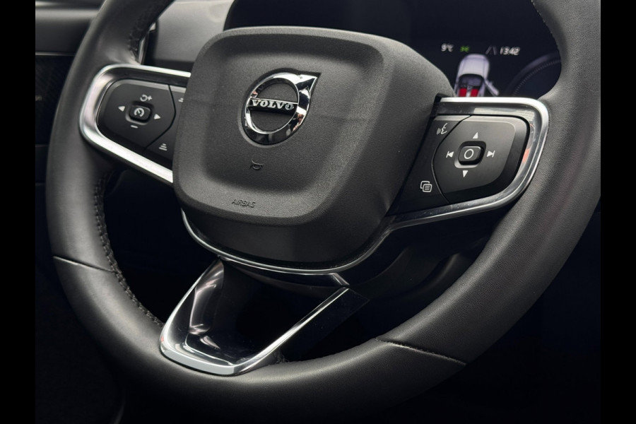 Volvo XC40 1.5 T5 Recharge R-Design NL-auto | Schuif- Kanteldak | H&K | Trekhaak | Stoelverwarming | Memory | Adaptive Cruise