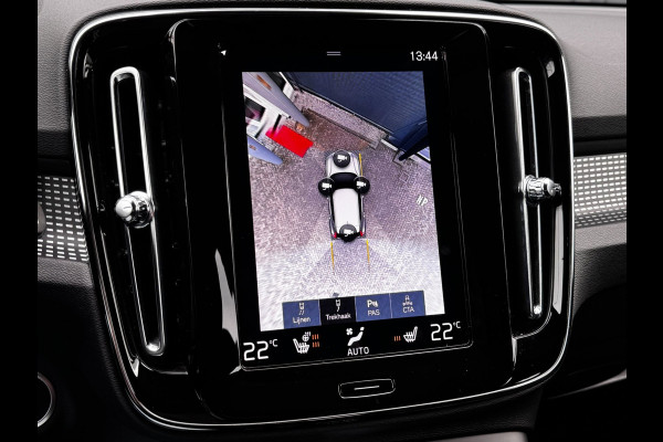 Volvo XC40 1.5 T5 Recharge R-Design NL-auto | Schuif- Kanteldak | H&K | Trekhaak | Stoelverwarming | Memory | Adaptive Cruise