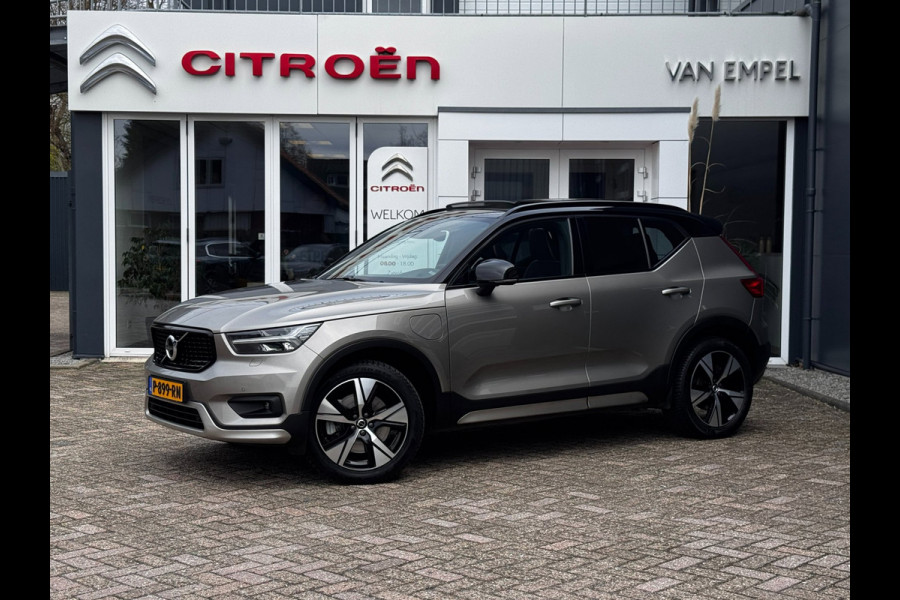 Volvo XC40 1.5 T5 Recharge R-Design NL-auto | Schuif- Kanteldak | H&K | Trekhaak | Stoelverwarming | Memory | Adaptive Cruise