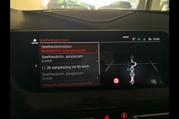 BMW 1-serie M135i xDrive Executive Pano|Keyless|Sfeer|HuD