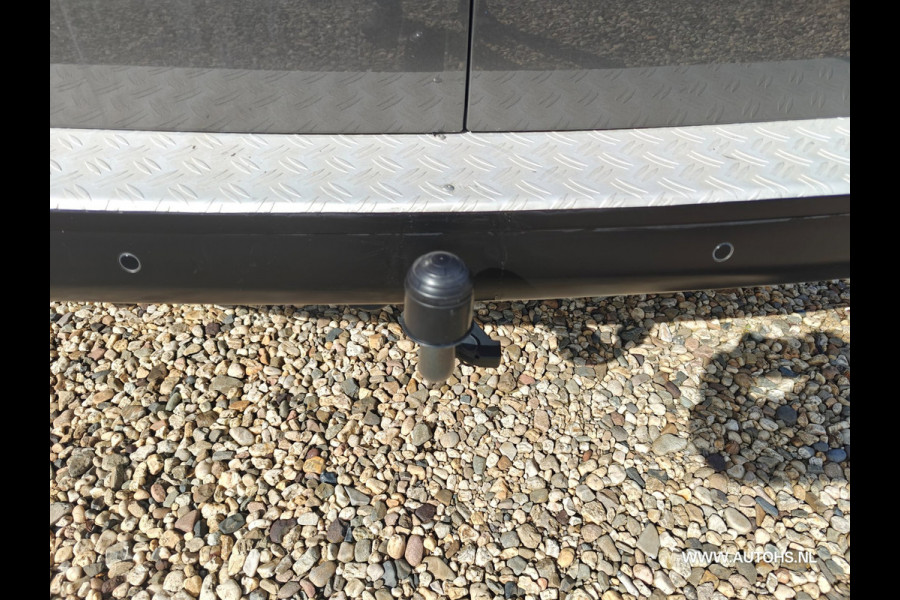 Peugeot Expert 2.0 BlueHDI 120 Lengte 3 Premium Dubbele Cabine , Automaat , 2 schuifdeur , Euro 6 , apk 3-2027 , mooie bus!