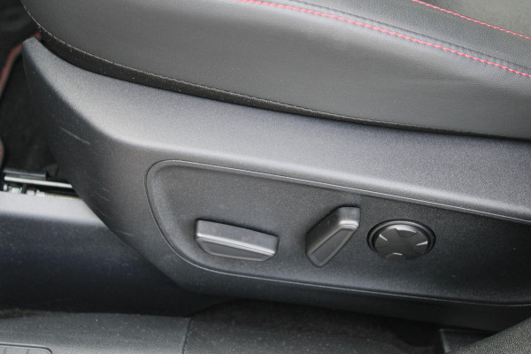 Ford Kuga 2.5 PHEV ST-Line X | Winterpack | Electrische achterklep | Adaptieve Cruise Control | B&O Sound