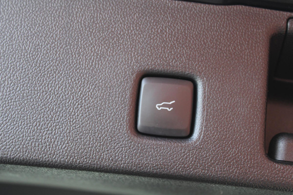 Ford Kuga 2.5 PHEV ST-Line X | Winterpack | Electrische achterklep | Adaptieve Cruise Control | B&O Sound