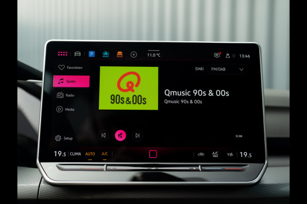 Volkswagen Golf 1.5 eTSI 50 Edition | Panodak | Trekhaak wegkl. | Stoelgeheugen | Head Up | IQ Light | Prijs Rijklaar!!