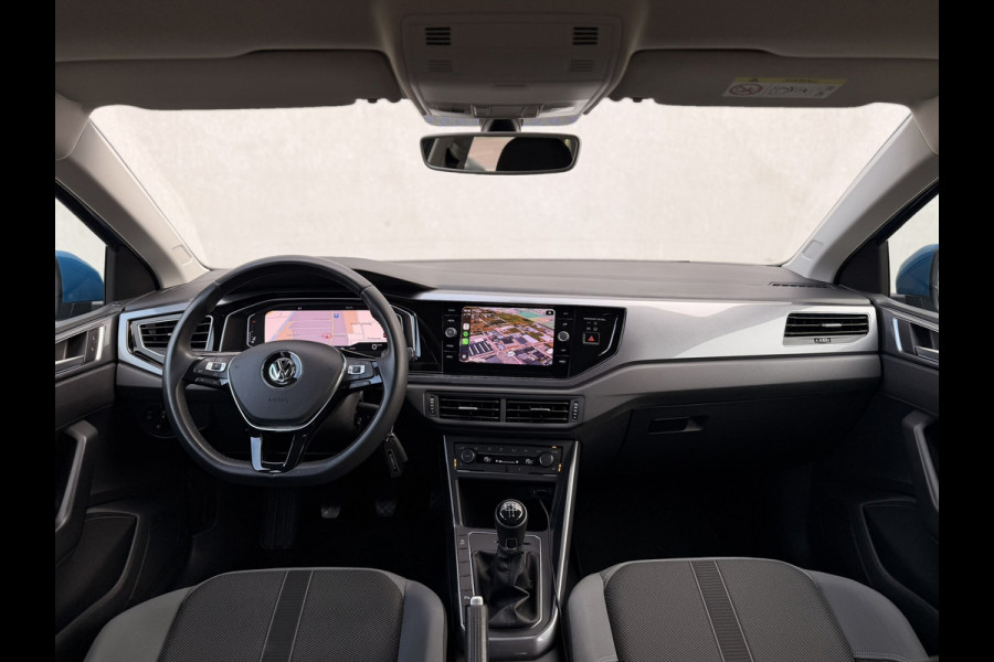 Volkswagen Polo 1.0 TSI Virtual 17'' LED ACC Camera CarPlay Navi Stoelverwarming