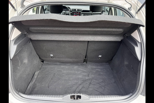 Citroën C3 1.2 PureTech Feel | Trekhaak | Stoelverwarming | Navigatie by App | Cruise Control