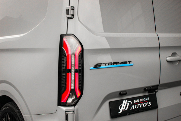 Ford E-Transit Cust. 340 L2H1 Limited 65 kWh 218PK / 2XSCHUIFDEUR / CAMERA / 328KM RANGE/APPLE CARPLAY/DRIVERS- PACK /FULL OPTIONS