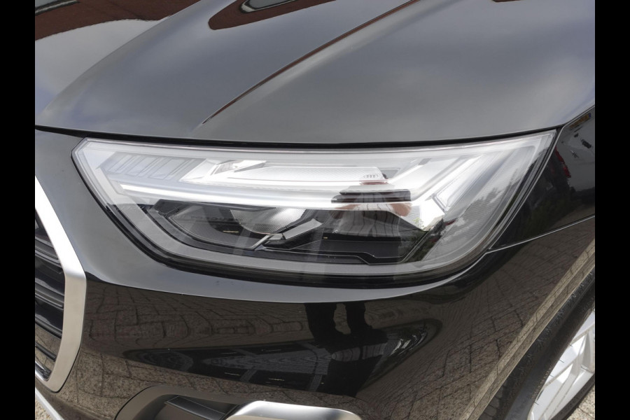 Audi Q5 50 TFSI e 300pk PHEV S-Line | DEMO ! | Navigatie Camera Parkeersensoren Head-up-display Stoelverwarming Ledverlichting Cruise Control Getinte ramen Climate Control